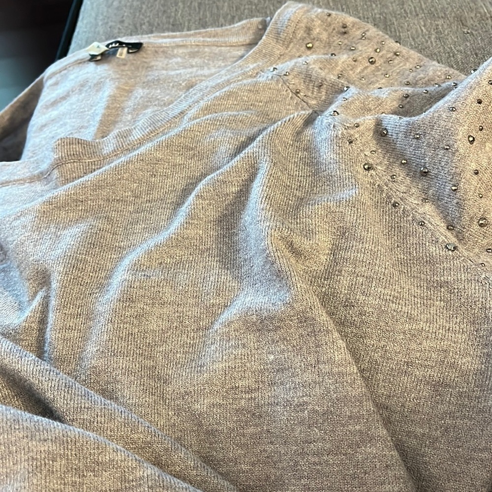 Vila Milano Pullover Sweater Wool Blend XL.  Excellent condition.